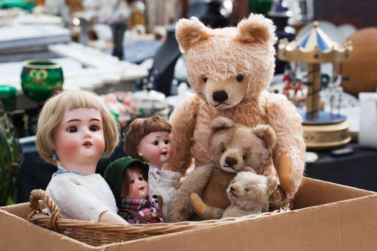 Antique Teddy Bears: Identifying, Valuing, and Buying (2023 Updated)