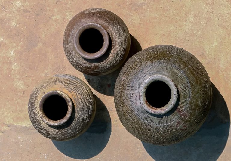 Most Valuable Antique Stoneware Crocks: History, Identification, Evaluation