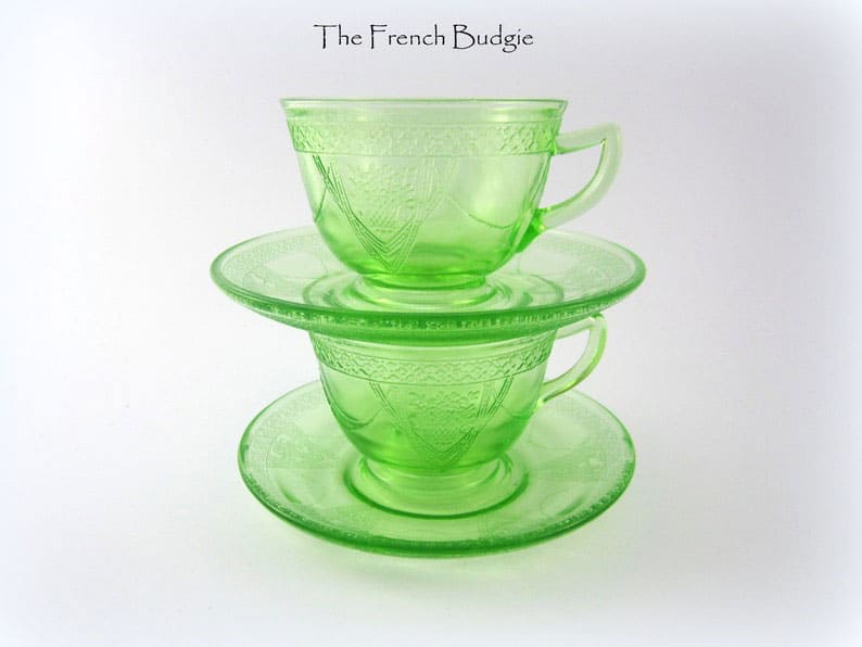 Vintage Green Federal Glass-Georgian Love Bird pattern cups