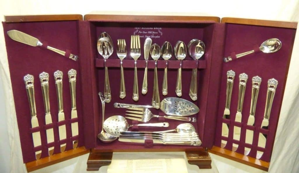 3 Tips to Keep Your Silverware Valuable
