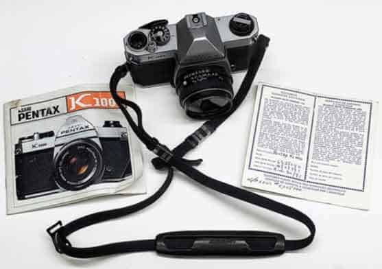 Pentax Asahi k1000 Camera SMC1:2 50mm;Extra Lens 1:3.5/28;Flash AF200S:Case:Film